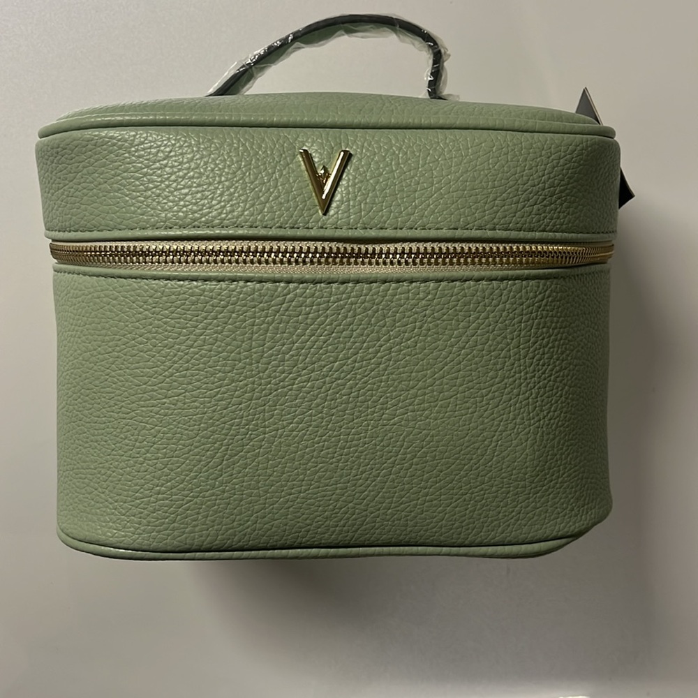 Vanessa Williams Chic Mint Green Cosmetic Bag  Set  With Inside Pouch NWT